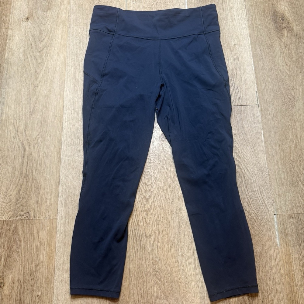 Lululemon Time To Sweat Crop 22" Navy blue Women's Sz 10